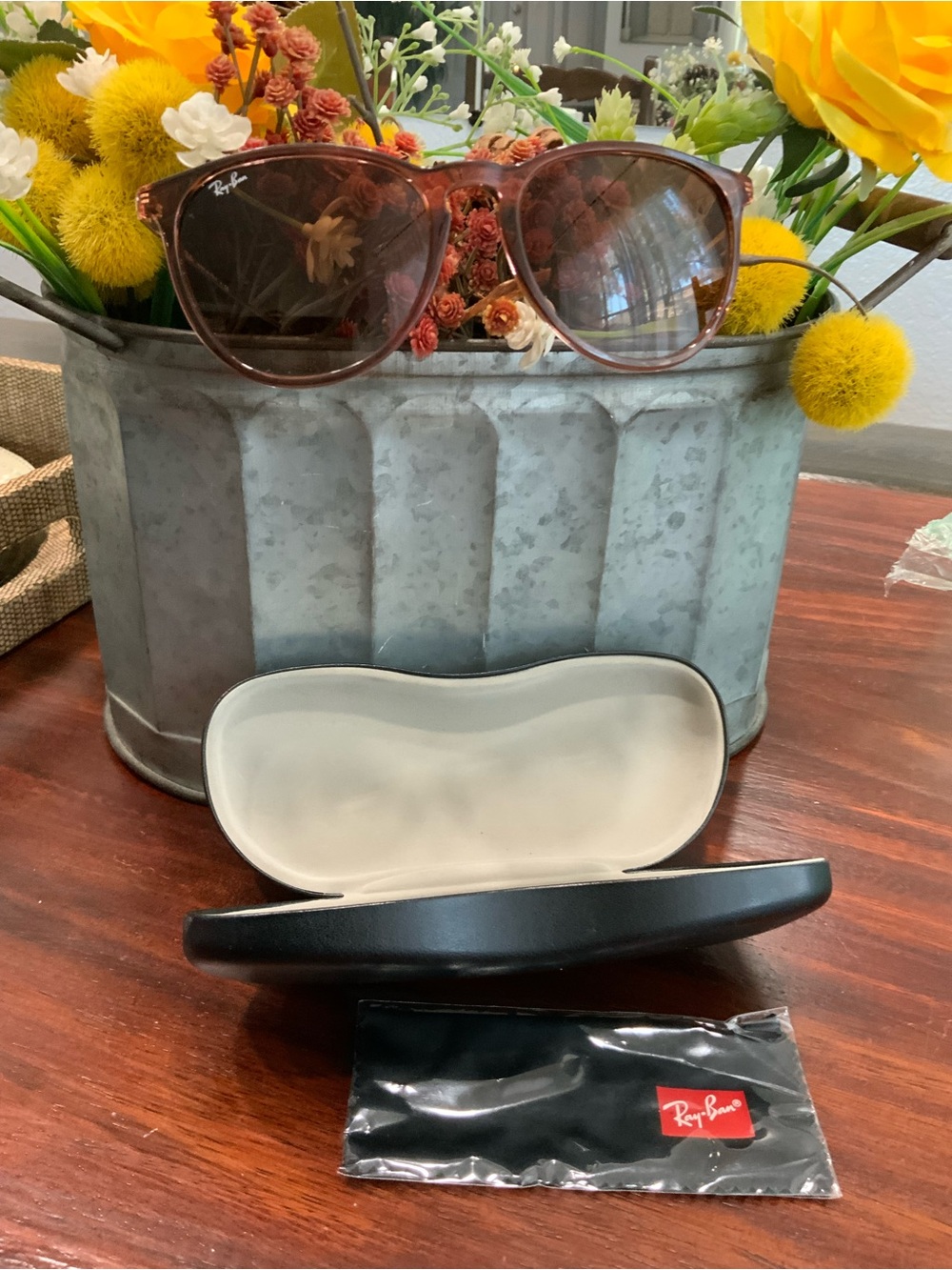 Ray-Ban Women's Tortoiseshell Sunglasses - Brown Lenses